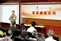 Dr. Leung Chi-hung shares his tips on communicating with teens